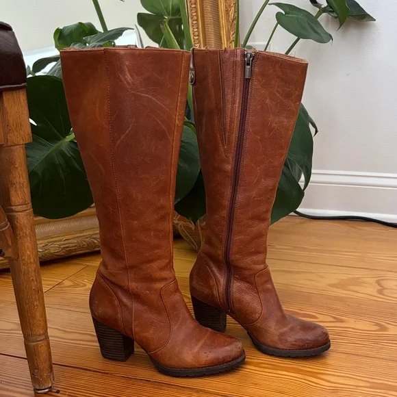 Clarks Brown Leather knee high Boots size 6 - Picture 5 of 9